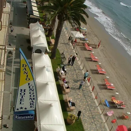 Hotel Danio Lungomare 3*