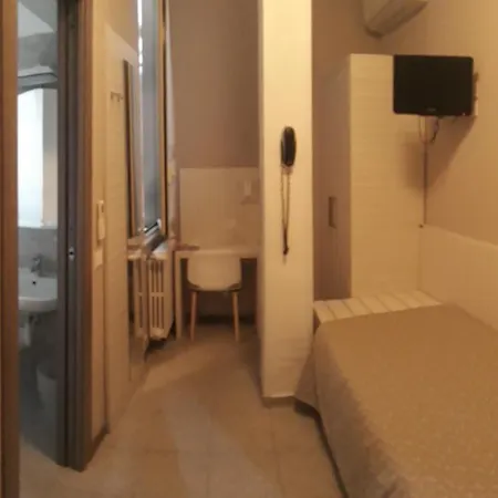 Danio Lungomare Отель Алассио