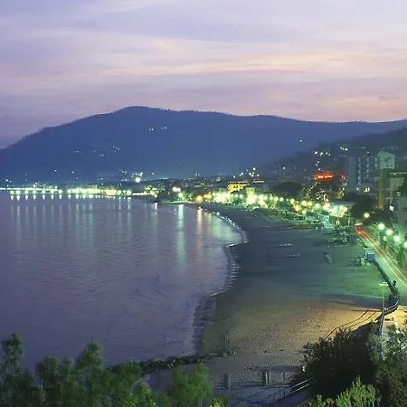 Otel Danio Lungomare Alassio