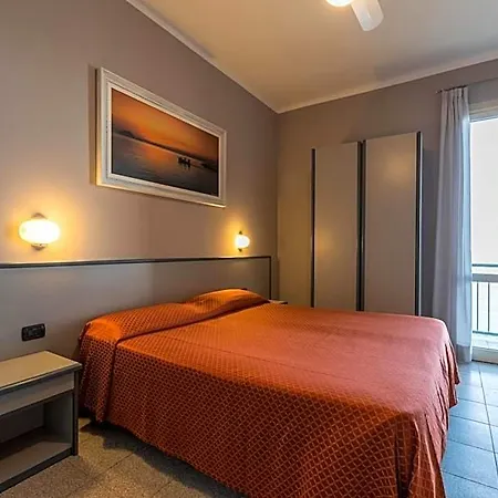 Danio Lungomare Hotel 3*
