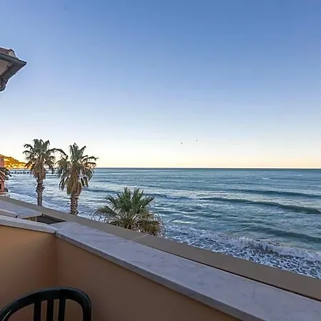 Danio Lungomare 3* Alassio