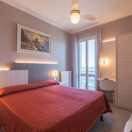 Danio Lungomare Hotel 3*