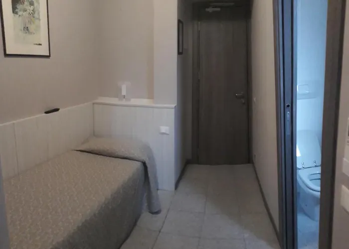 Danio Lungomare فندق ألاسيو