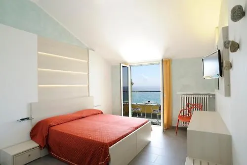 Danio Lungomare 3* ألاسيو