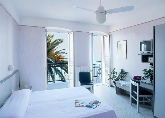 فندق Danio Lungomare ألاسيو