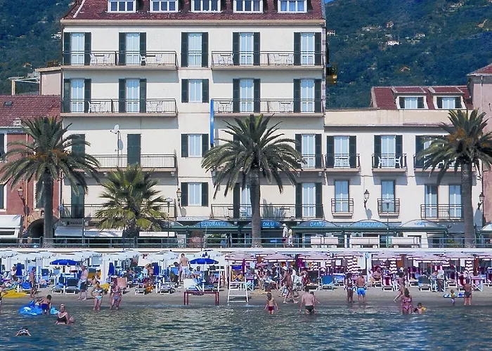 Danio Lungomare アラッシオ